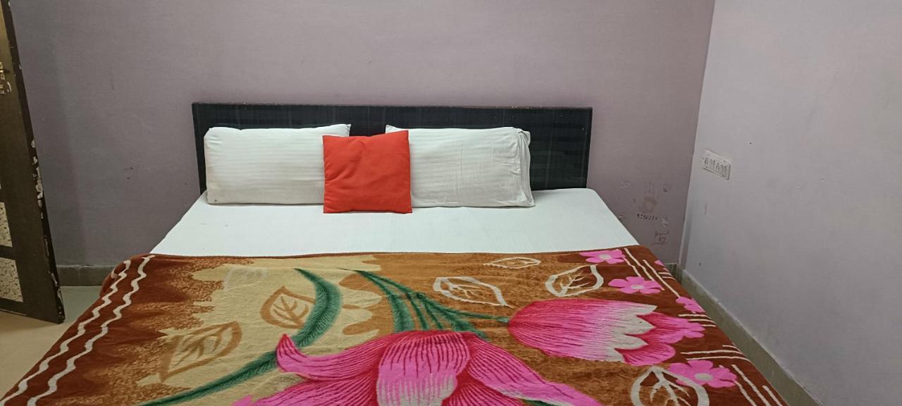 Guest house Tulsi Residency *